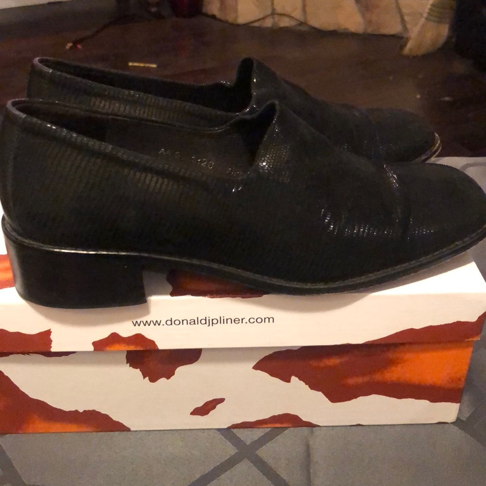 DJP Black lizard slip ons